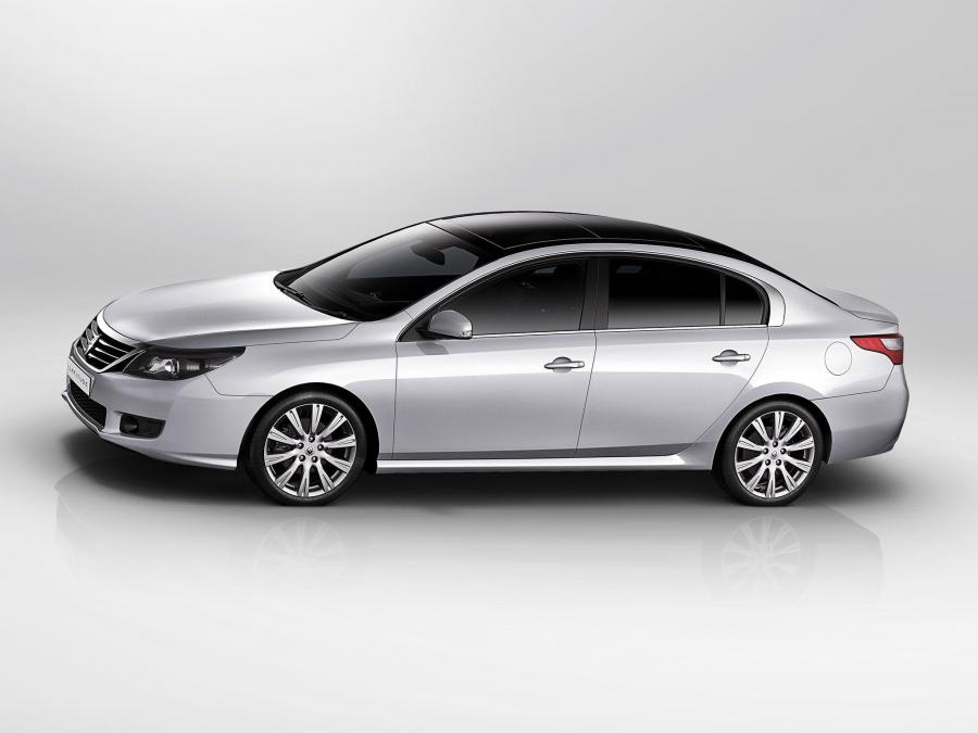  Renault Latitude 2010 года  (фото 11 из 11)